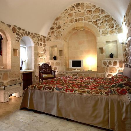 Kasr-I Nehroz Hotel Midyat Exterior photo